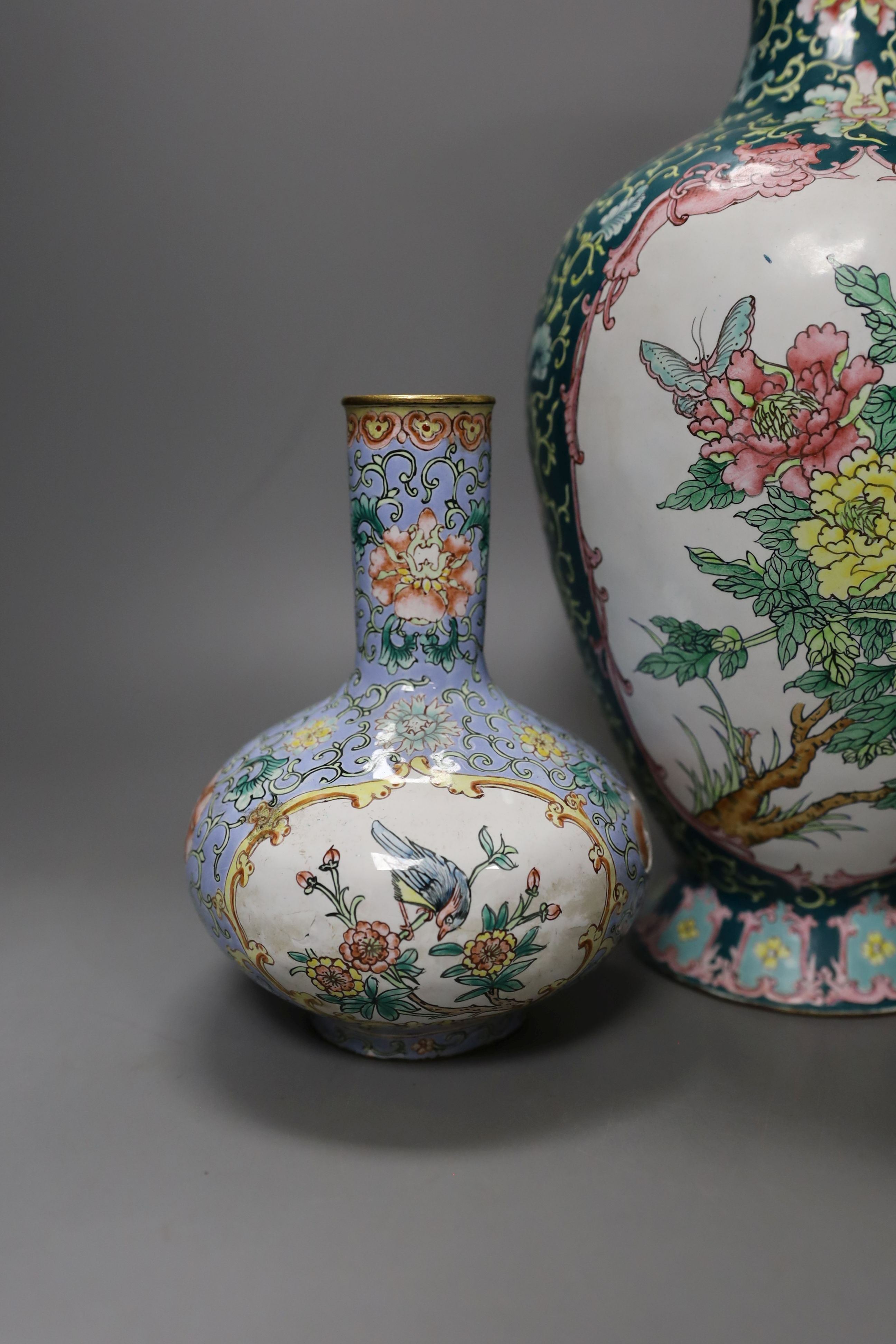 A large Chinese Canton enamel vase, a smaller vase and a box, 19th/20th century (3) - tallest 30cm